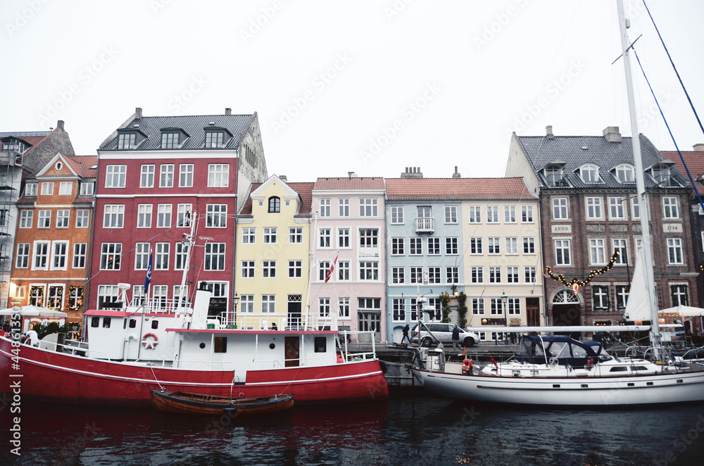DENMARK, COPENHAGEN: Scenic cityscape view of architecture along the canals with boats