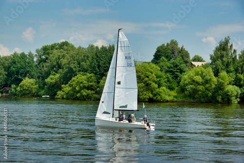 Obraz na płótnie Moscow, Russia - July 15, 2021: Sailboats on the river, Klyazminskoye reservoir near Moscow w salonie