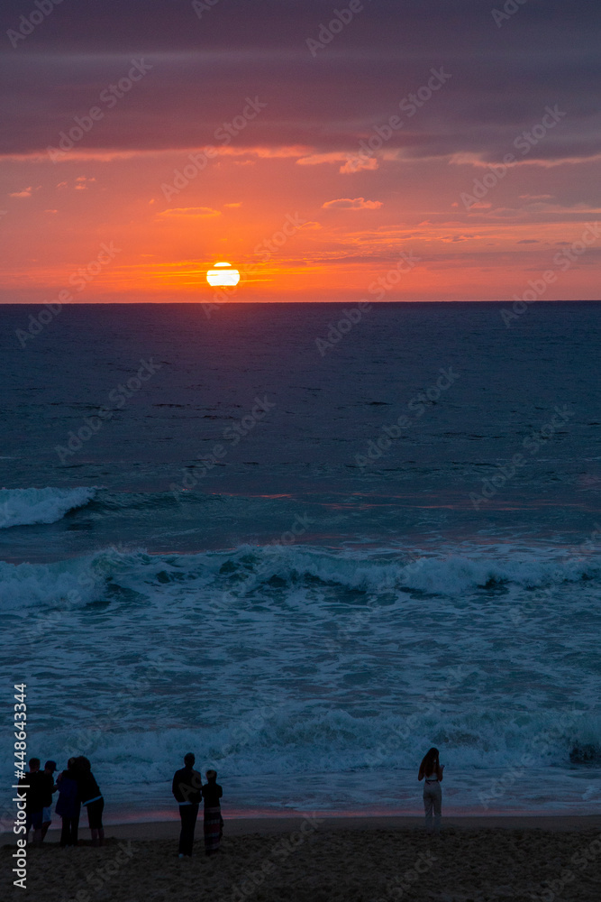 Coucher du Soleil sur l'Océan Atlantique depuis la dune du Cap de l'Homy à Lit-et-mixe dans les Landes
