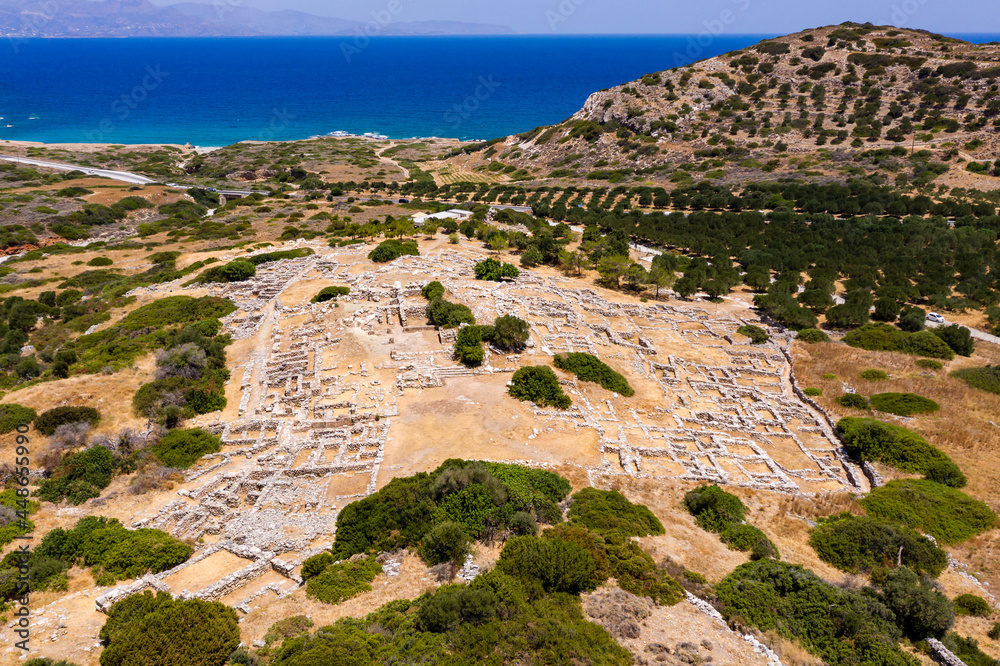 Obraz premium Aerial drone view of the ancient Minoan ruins at Gournia on the Greek island of Crete