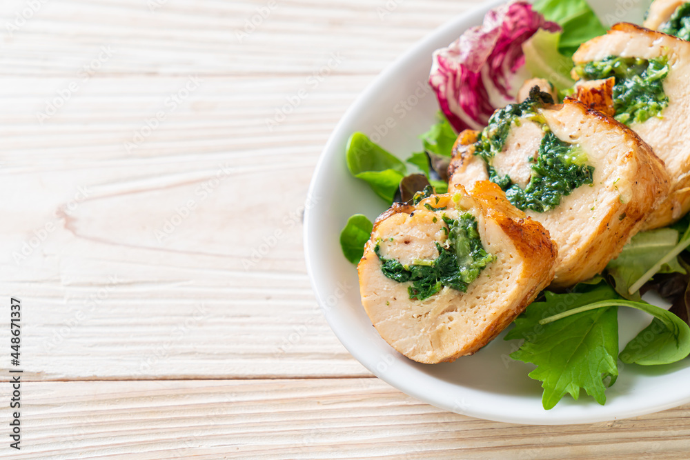 chicken breast stuffed with cheese and spinach