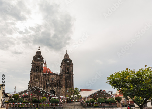 Main church in the municipality of Santiago Tianguistenco, State of Mexico, the houses and neighborhoods of the town are distinguished.