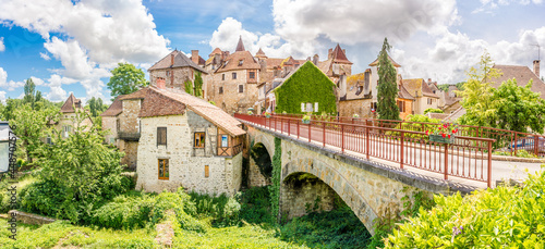 Fototapeta Naklejka Na Ścianę i Meble -  View at the Carennac village in France
