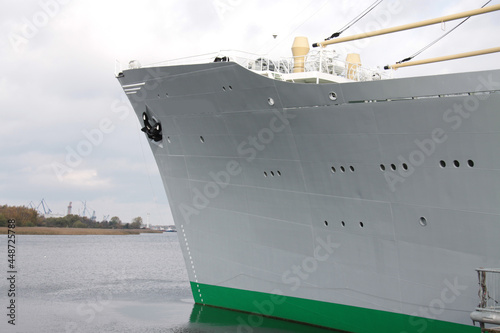 Bug eines Schiffes im Ostseehafen von Rostock photo