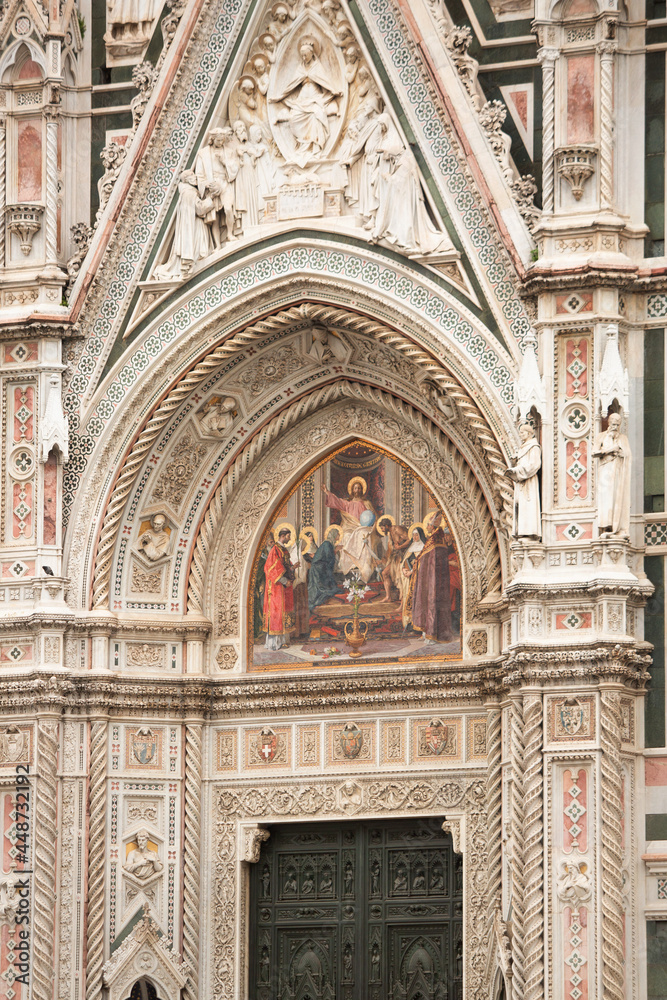 Exterior detail of Il Duomo cathedral, Florence