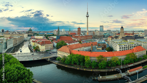 Canvas Print panoramic view at the skyline of berlin