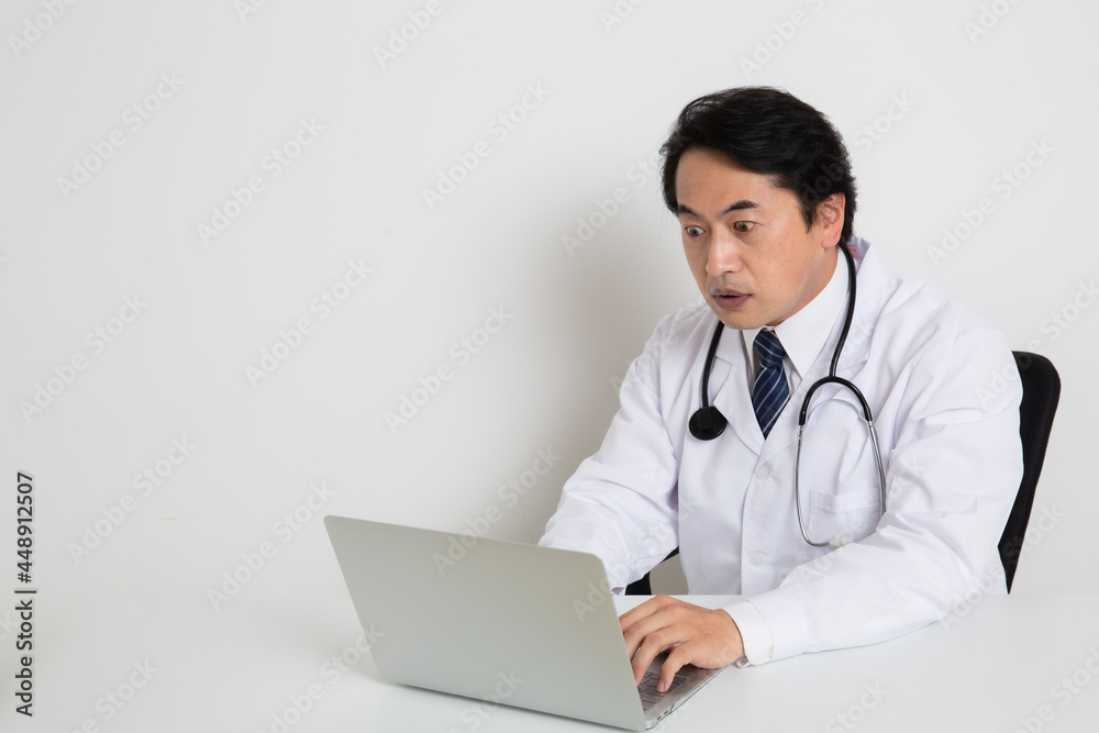 日本人男性の医者 日本人男性の医者