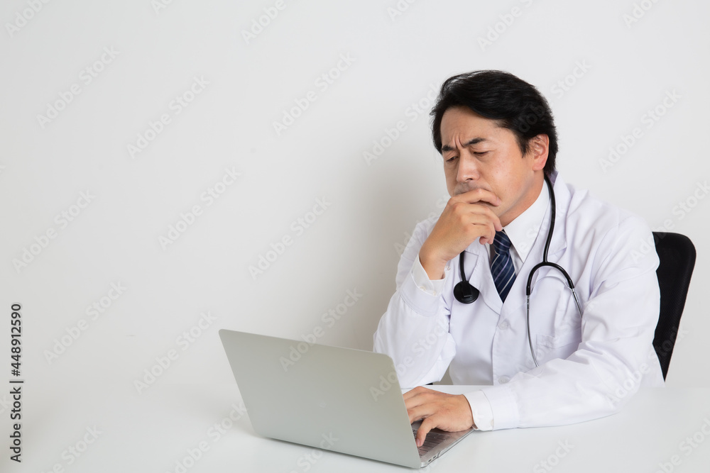 日本人男性の医者 日本人男性の医者