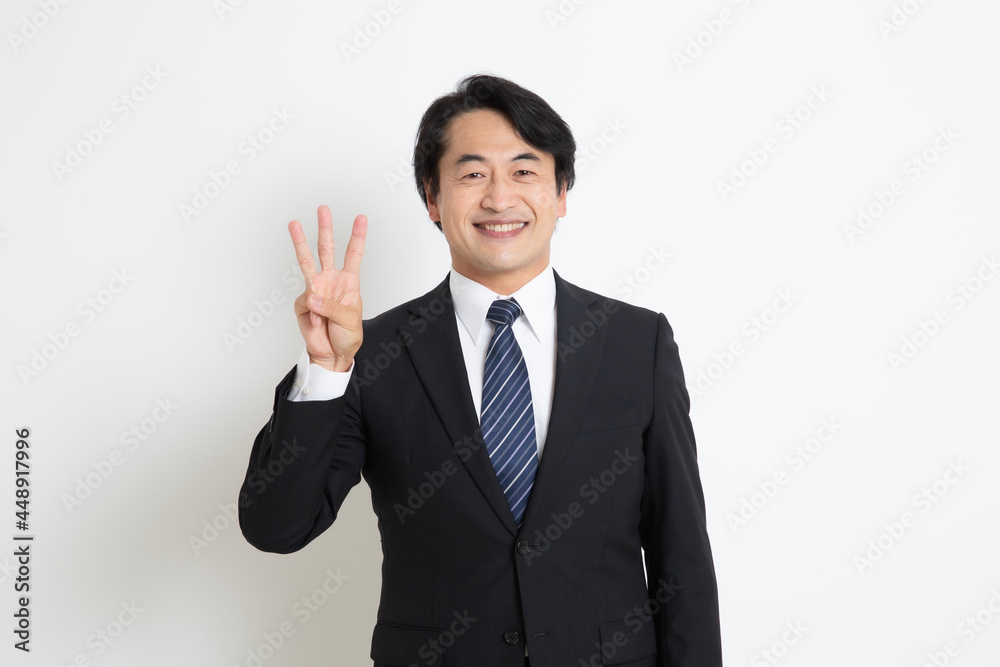 中年の日本人サラリーマン男性 中年の日本人サラリーマン男性