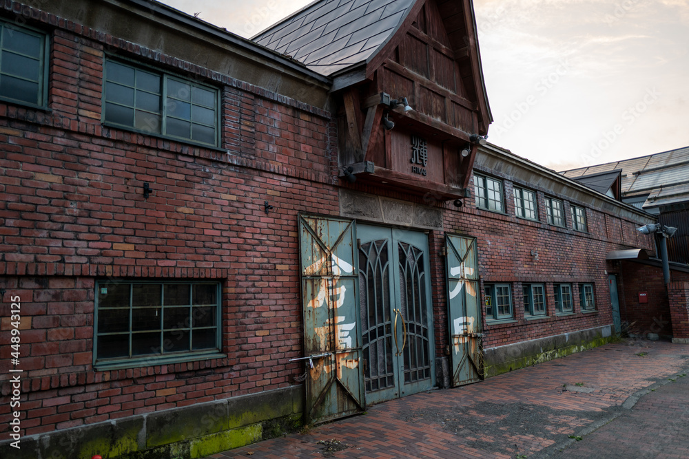 北海道小樽市の駅や運河周辺の風景 Scenery around stations and canals in Otaru, Hokkaido.