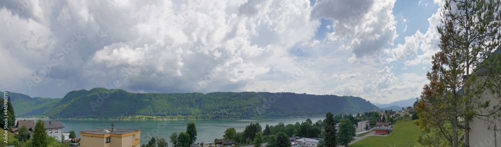 Panorama am Ossiacher See in Kärnten