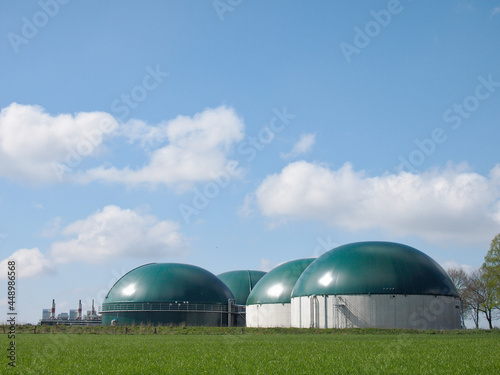 Biogas Anlage in Landschaft photo