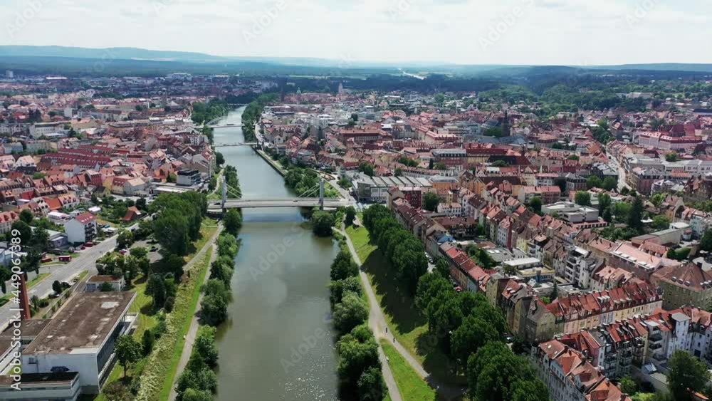 Drohnenvideo von Bamberg bei schönem Wetter Drohnenvideo von Bamberg bei schönem Wetter