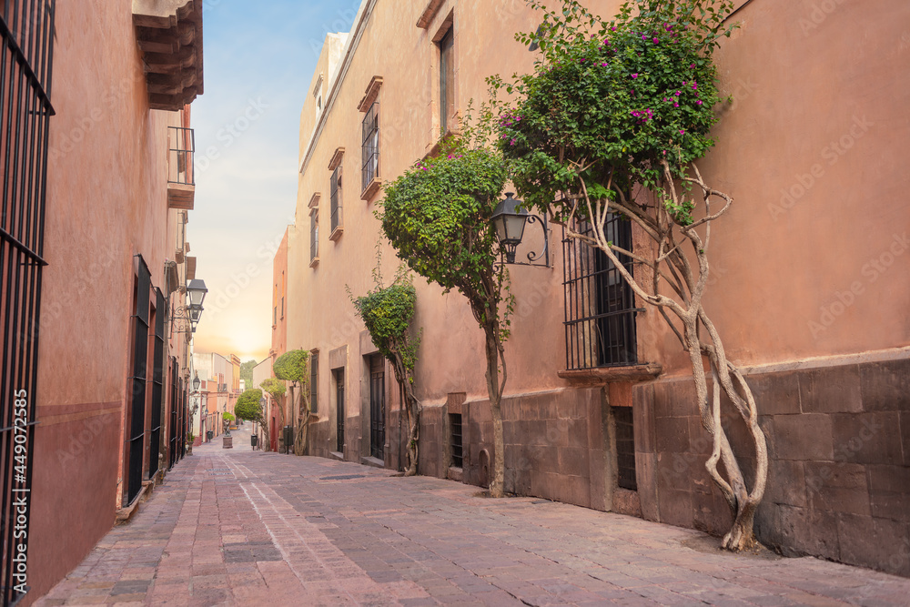 traditional tourist street in the center of Queretaro, mexico,  historic city, no person, sunny sunrise, colonial architecture