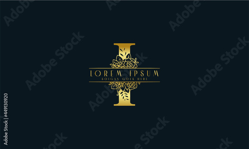 Letter I Minimalist Floral logo design template 