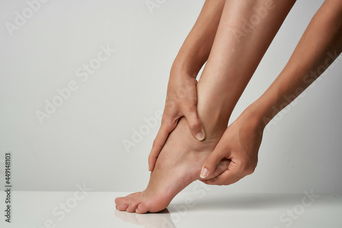 ankle pain massage treatment medicine health problems © SHOTPRIME STUDIO