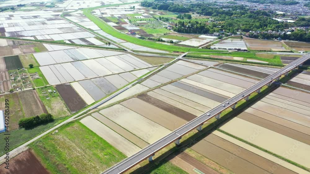 ドローンで撮影した田園風景