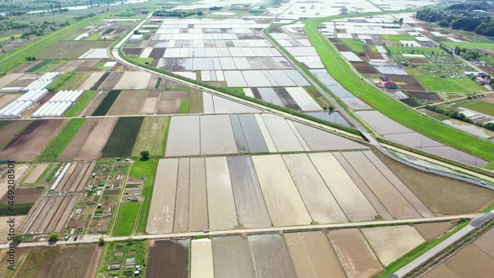 ドローンで撮影した田園風景