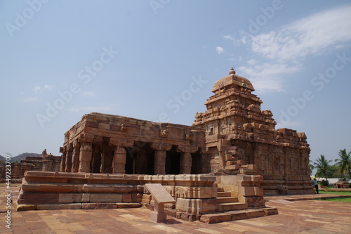 インド　世界遺産パッタダカルの建造物群