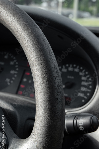 texture of the steering wheel © Mario