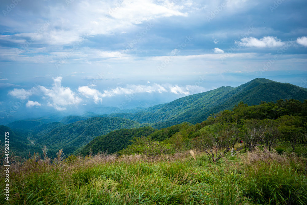 群馬県前橋市、桐生市にある赤城山、黒檜山、地蔵岳を登山している風景 Scenery of climbing Mt. Akagi, Mt. Kurobi-san and Mt. Jizo-dake in Maebashi and Kiryu, Gunma Prefecture. 群馬県前橋市、桐生市にある赤城山、黒檜山、地蔵岳を登山している風景 Scenery of climbing Mt. Akagi, Mt. Kurobi-san and Mt. Jizo-dake in Maebashi and Kiryu, Gunma Prefecture.