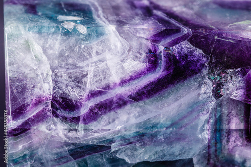 Foto Macro mineral stone Fluorite crystal on a black background