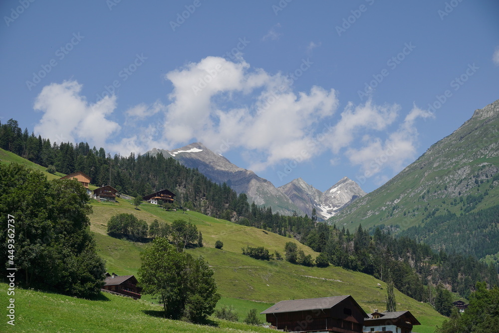 Iseltrail Etappe 3 im Virgental Iseltrail Etappe 3 im Virgental