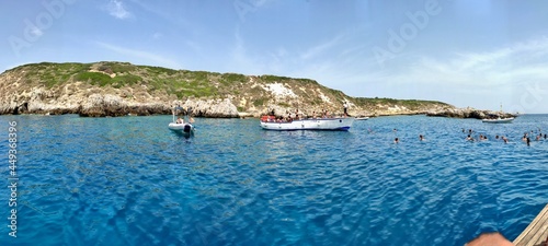 Foto Isole Tremiti - Panoramica dell'Isola di Capraia dalla barca