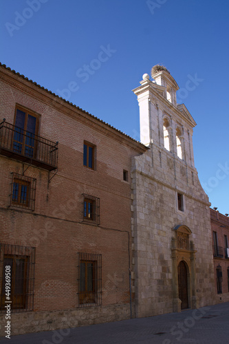 budynek architektura alcala de henares antyczny zabytek