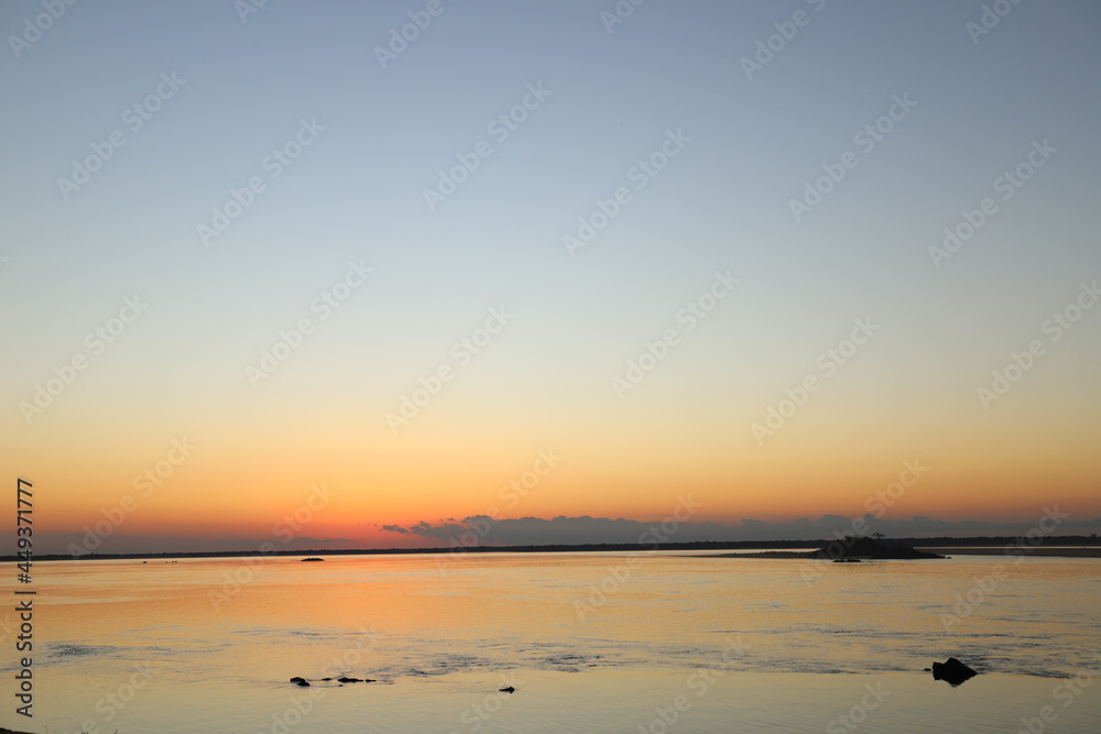 Atardecer en Río Paraná Atardecer en Río Paraná
