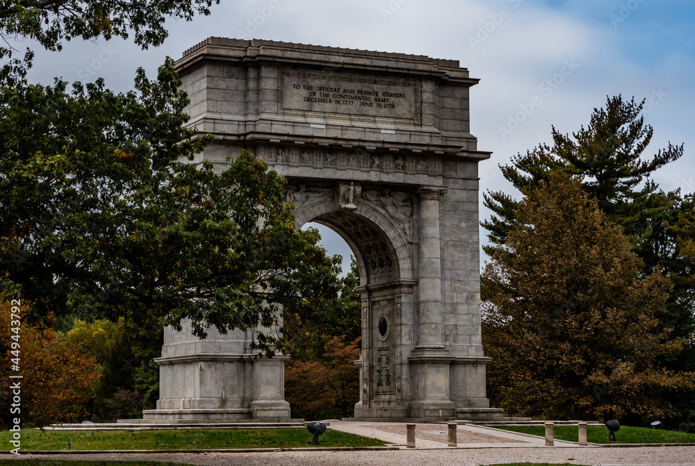 Valley Forge National Memorial Arch in Autumn, Valley Forge National Historical Park, Pennsylvania, USA