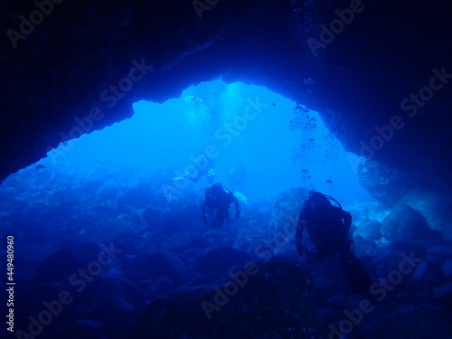 scuba diving © K