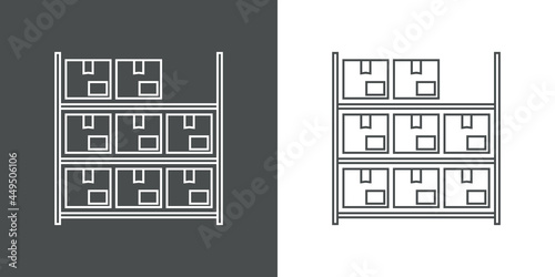 Símbolo almacenaje. Icono plano con cajas de cartón en estante con lineas en fondo gris	y fondo blanco photo