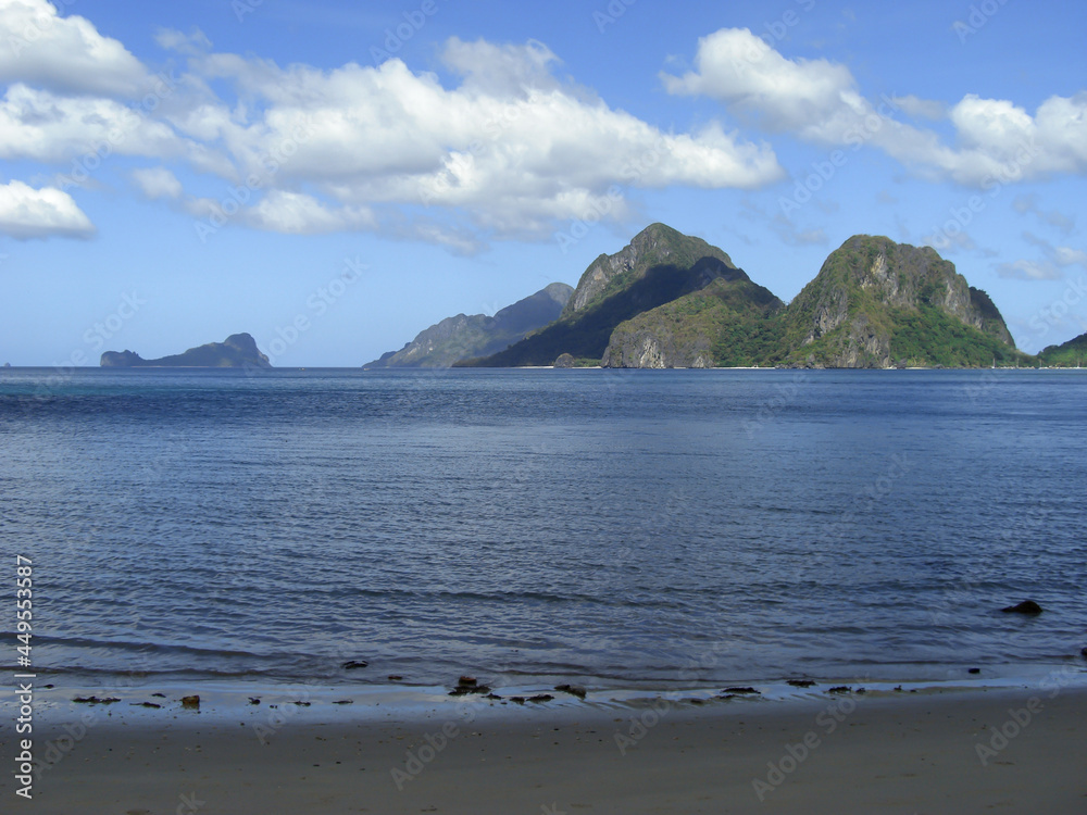 Beach on the island Palawan on the Philippines 18.12.2012