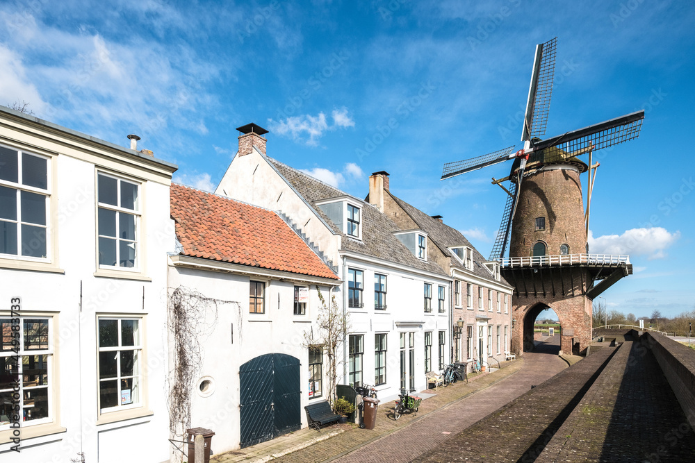 Obraz premium Windmill Rijn en lek in Wijk bij Duurstede, Utrecht Province, The Netherlands