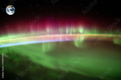 iss065e214281 (Aug. 2, 2021) --- The aurora australis stream/ earth