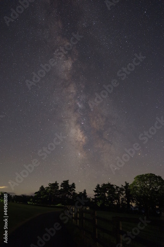 日本の鳥取県の大山で見た美しい星空 © 仁 藤原