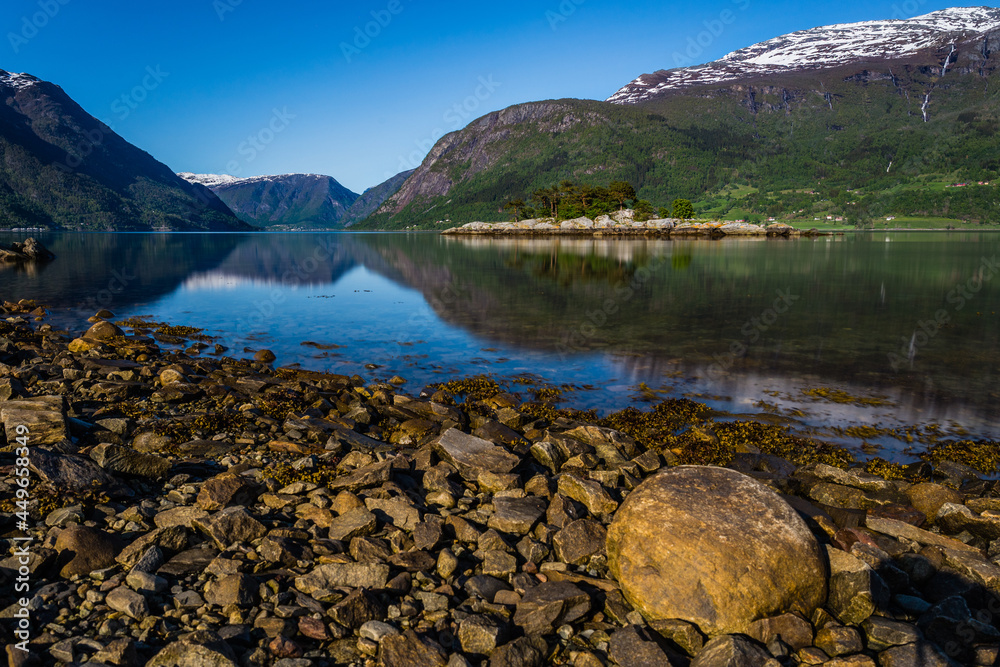 Fototapeta premium Songdal fjord coast