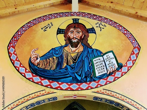 Peinture de Jésus dans la chapelle des icônes