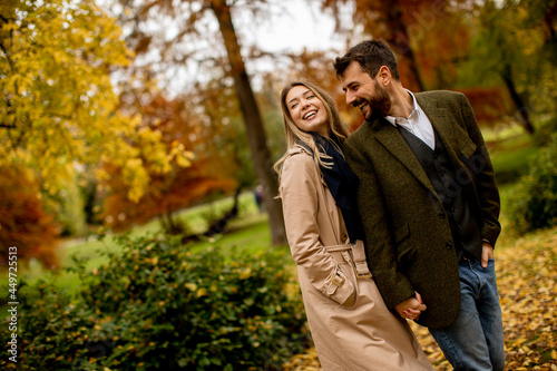Young couple in the autumn ...