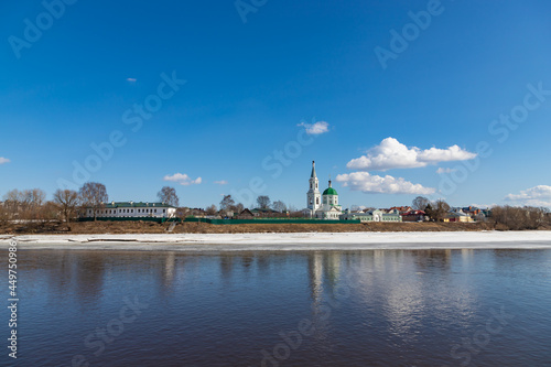 Fototapeta Naklejka Na Ścianę i Meble -  View from the embankment of the Catherine Monastery in Tver, Russia