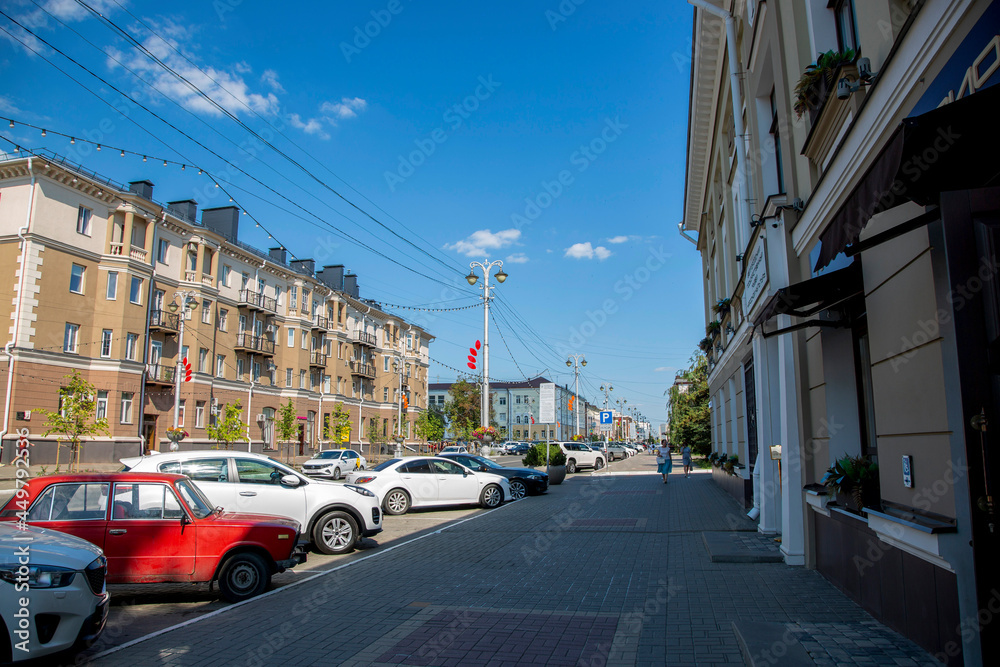 View of Grazhdanskiy Avenue in the center of Belgorod