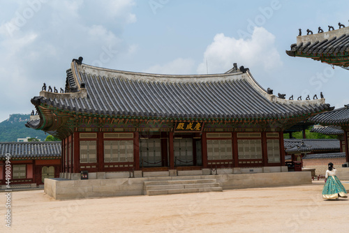                                                              A scene from a trip to a tourist attraction in Seoul  South Korea.
