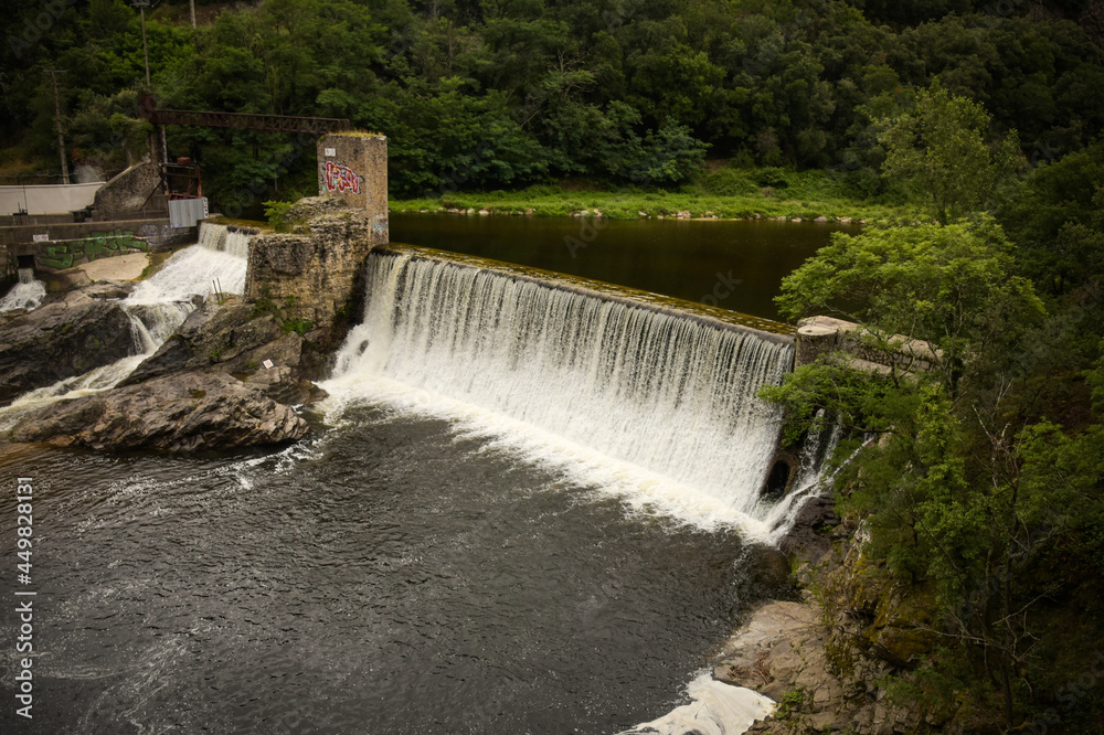 Dam of tournon saint jean in the vercors