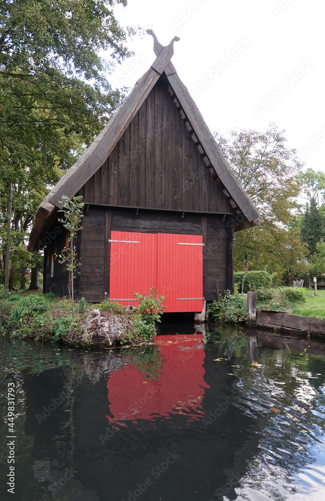 Feuerwehrhaus bei Lehde im Spreewald Feuerwehrhaus bei Lehde im Spreewald