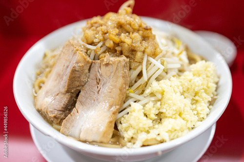 大盛りの二郎系ラーメン