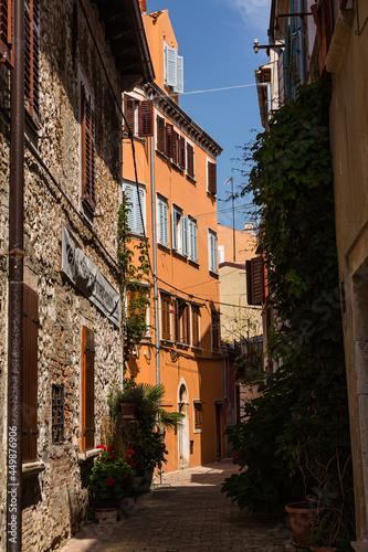 クロアチア ロヴィニの旧市街の街並み