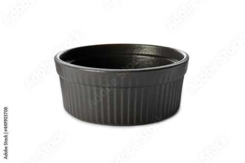 Φωτογραφία Black ceramic bowl isolated on white background