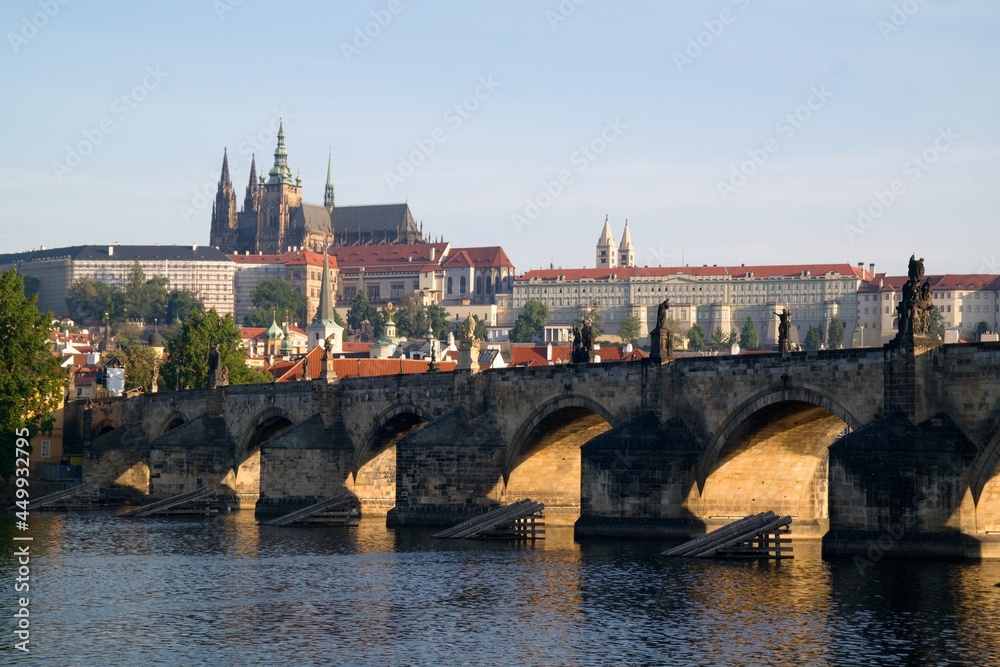 Morning view of Charles' Bridge (Karlův most) and Prague Castle (Pražský hrad)