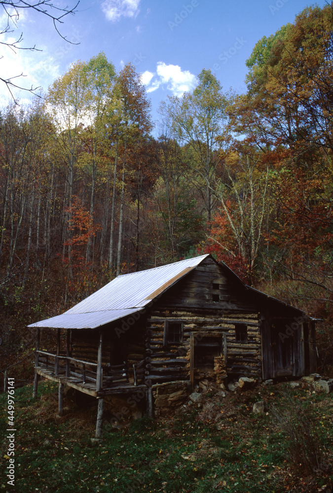 Old Log Cabin, North Carolina Old Log Cabin, North Carolina